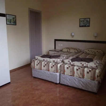 Stoyanovi 普里莫尔斯科